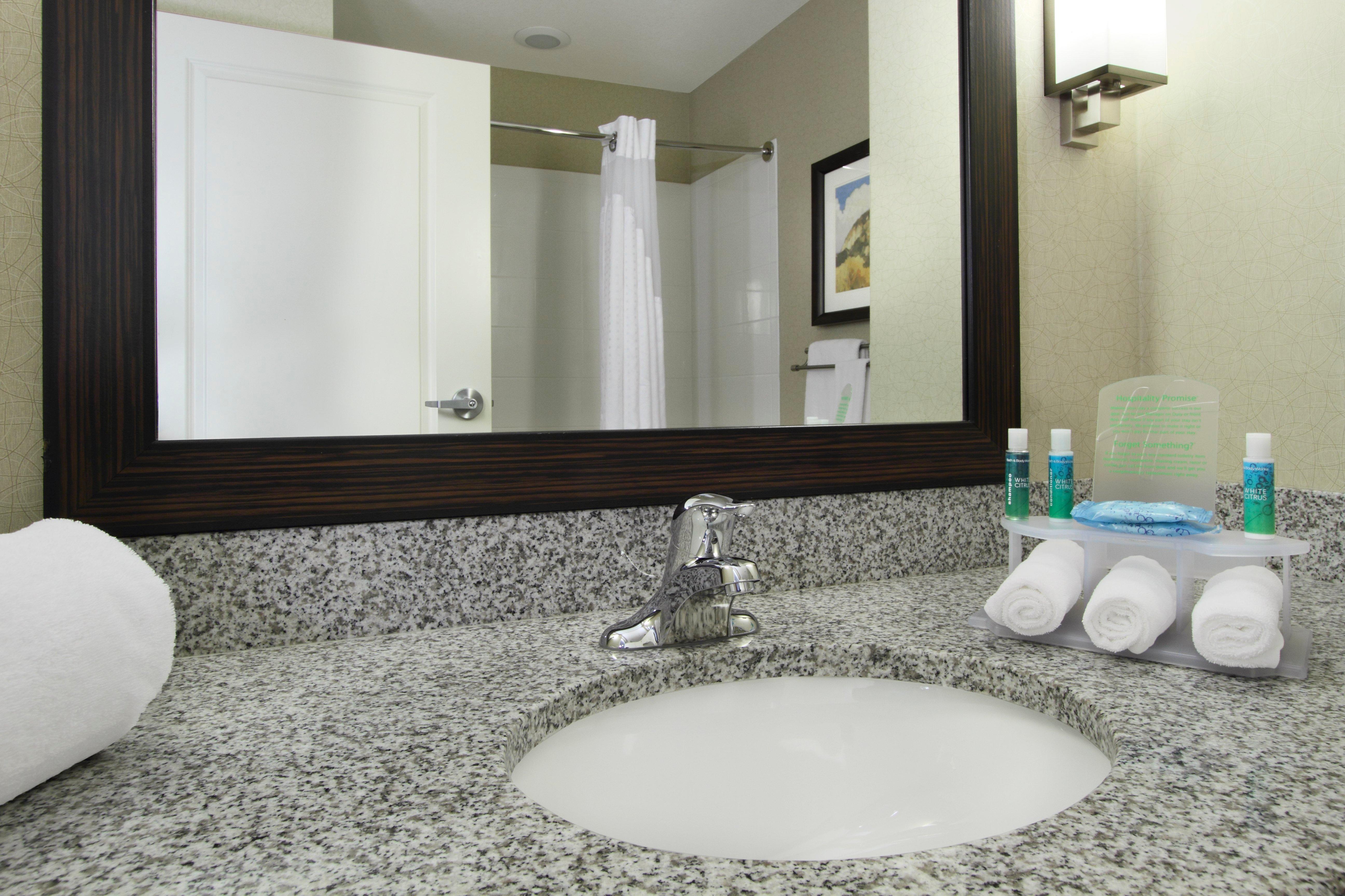 Holiday Inn Express - Colorado Springs - First & Main By Ihg Dış mekan fotoğraf