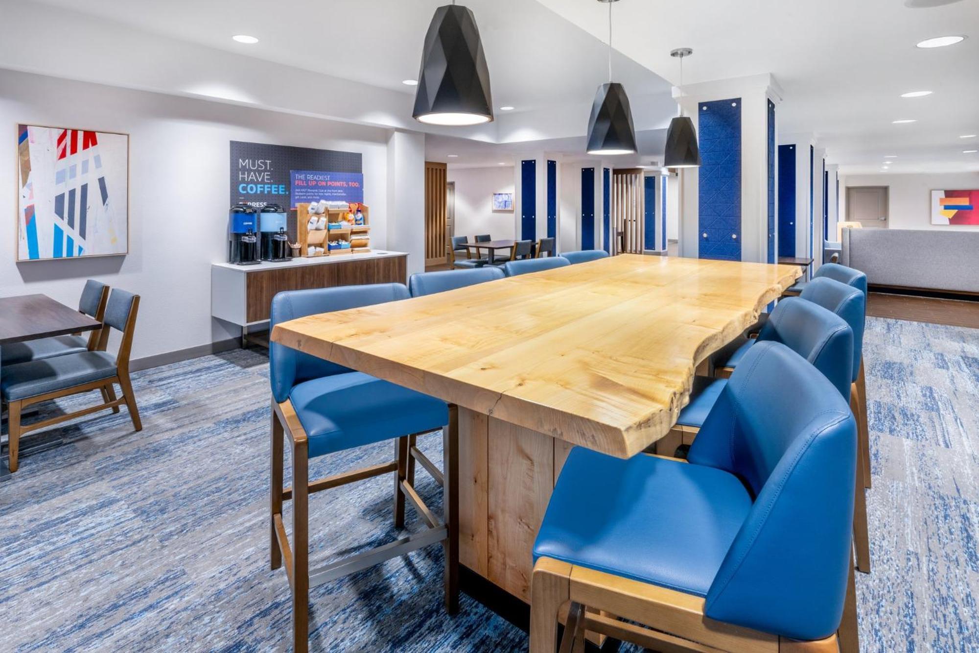 Holiday Inn Express - Colorado Springs - First & Main By Ihg Dış mekan fotoğraf