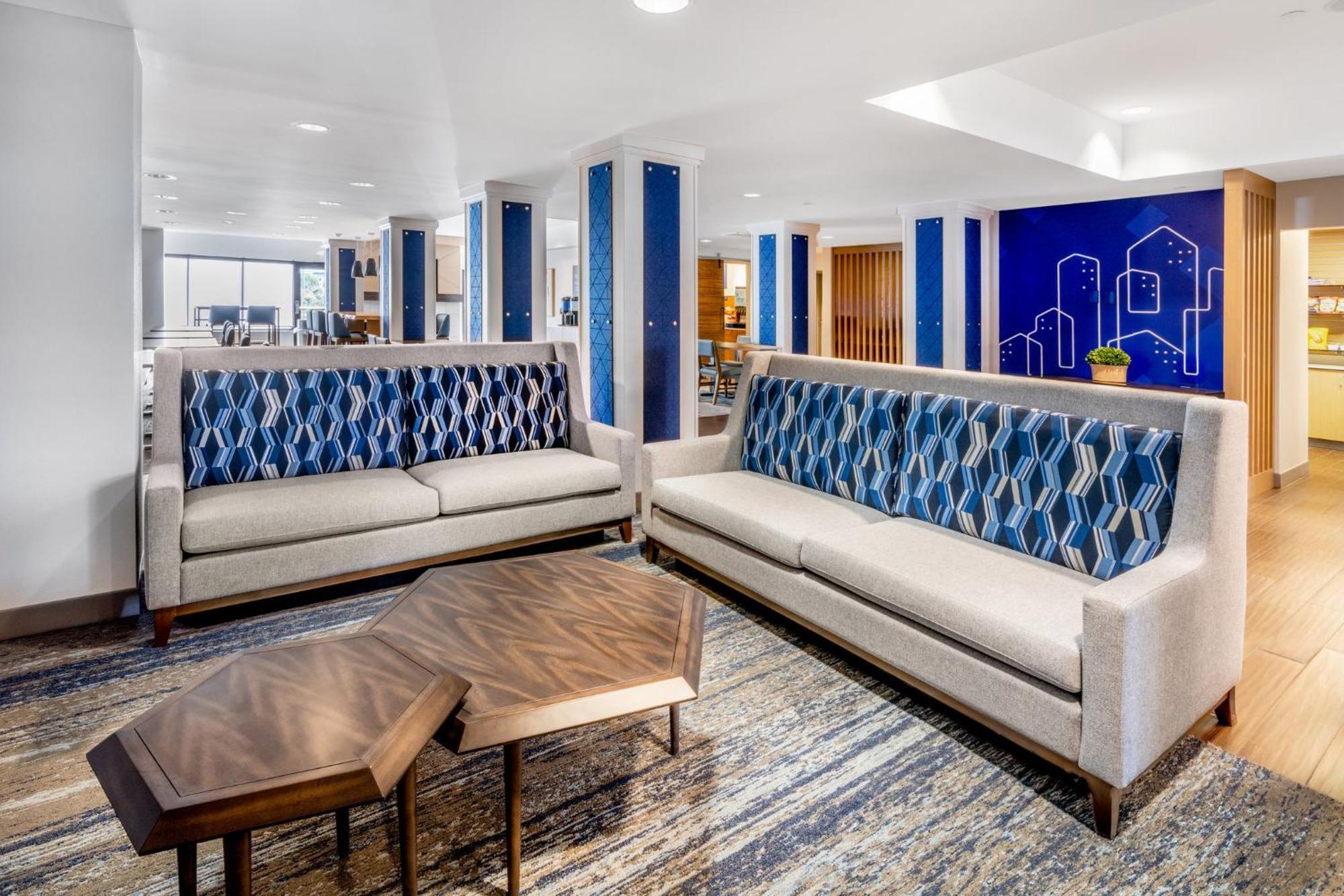 Holiday Inn Express - Colorado Springs - First & Main By Ihg Dış mekan fotoğraf
