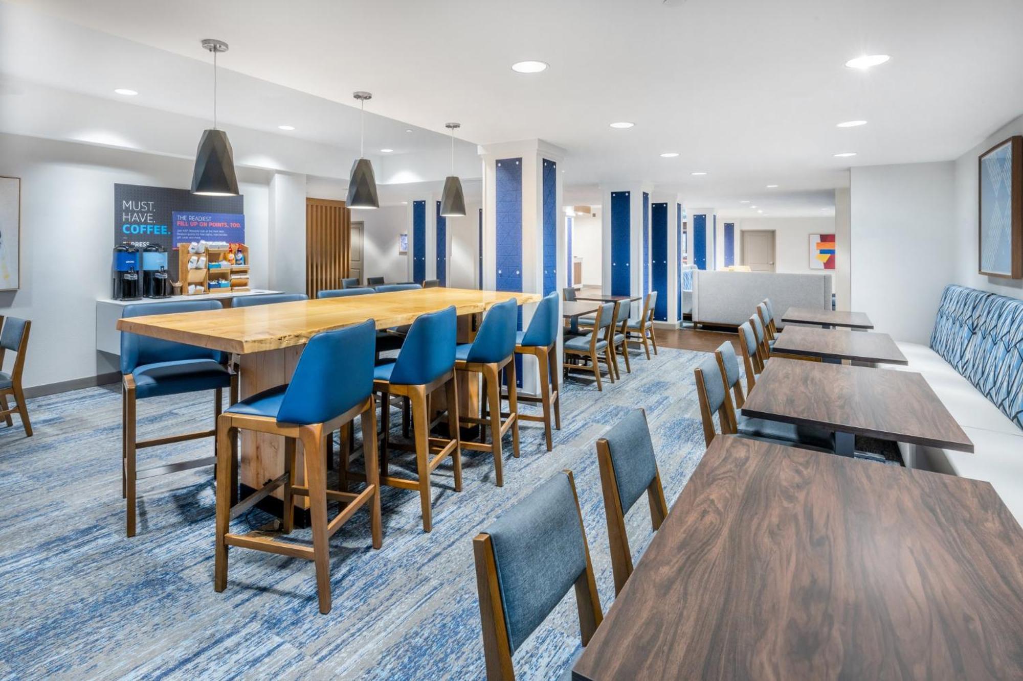 Holiday Inn Express - Colorado Springs - First & Main By Ihg Dış mekan fotoğraf