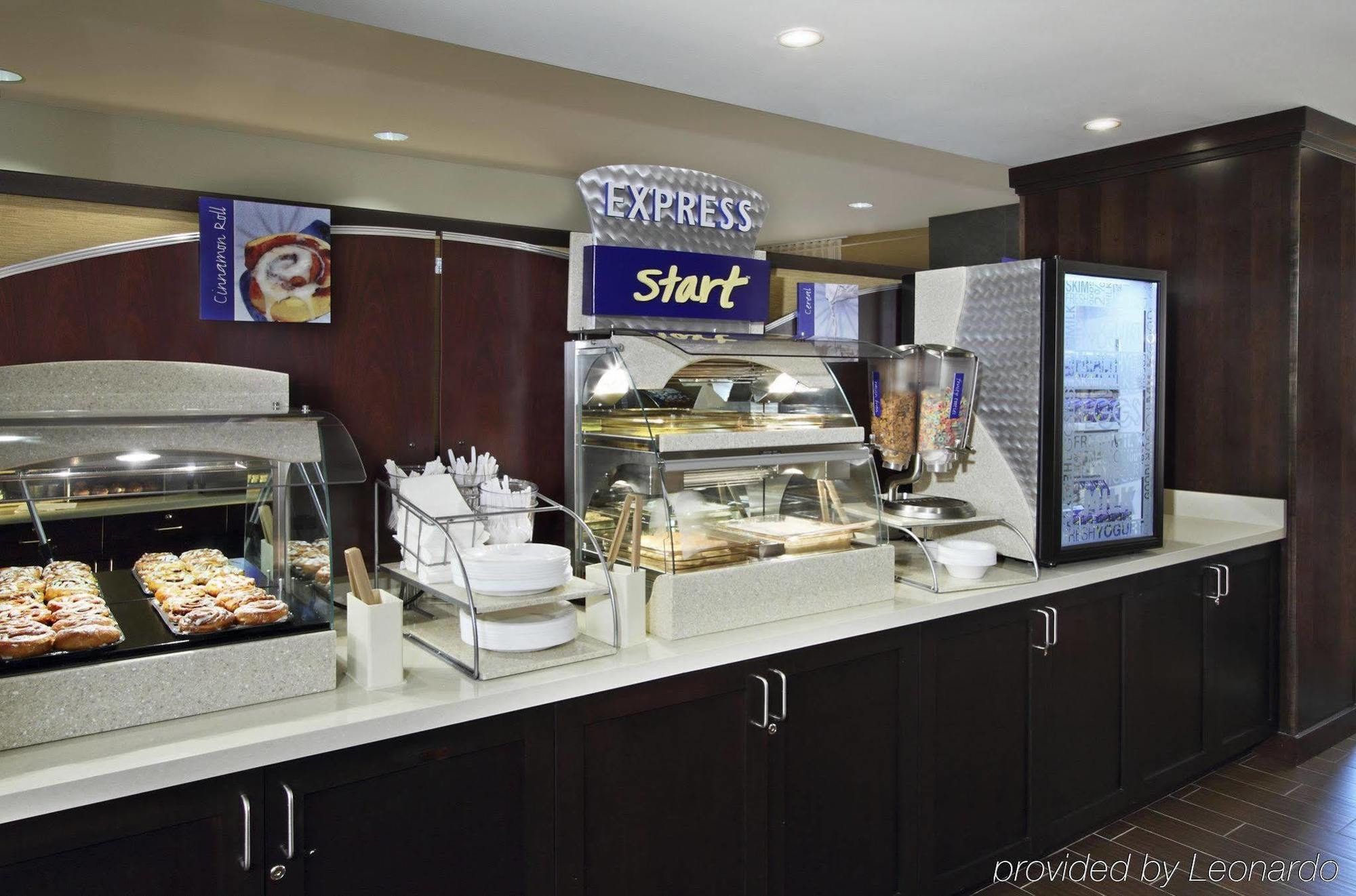Holiday Inn Express - Colorado Springs - First & Main By Ihg Dış mekan fotoğraf