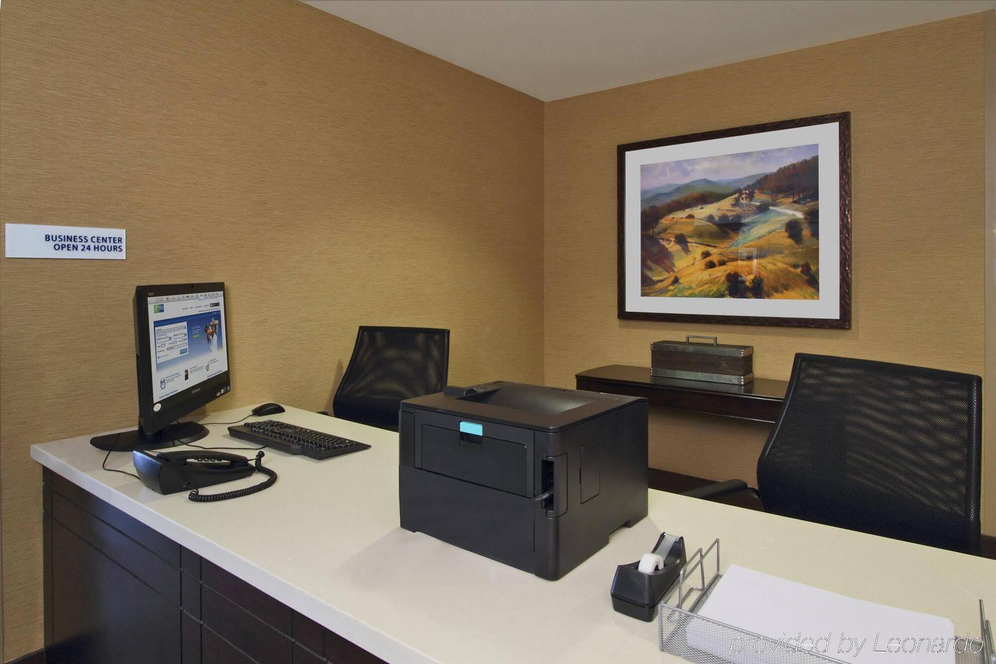 Holiday Inn Express - Colorado Springs - First & Main By Ihg Dış mekan fotoğraf