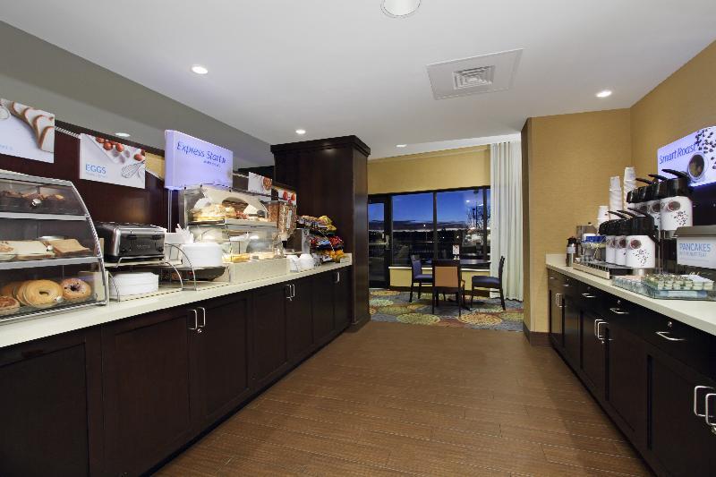 Holiday Inn Express - Colorado Springs - First & Main By Ihg Dış mekan fotoğraf